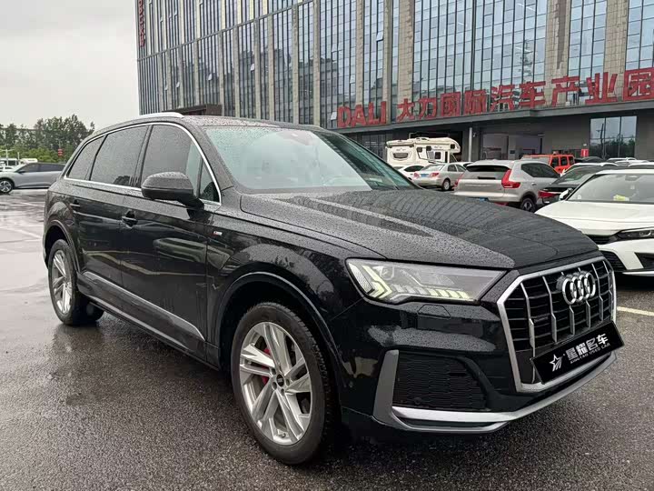 Audi Q7 2021 2021款 45 TFSI quattro S line运动型