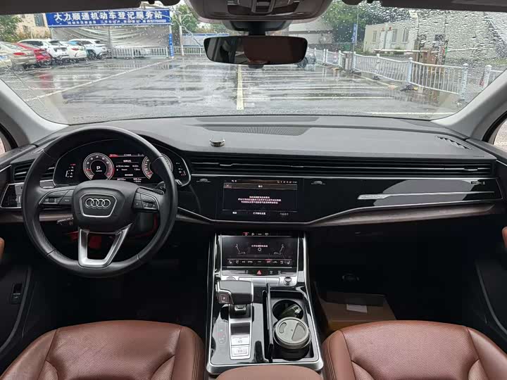 Audi Q7 2021 2021款 45 TFSI quattro S line运动型