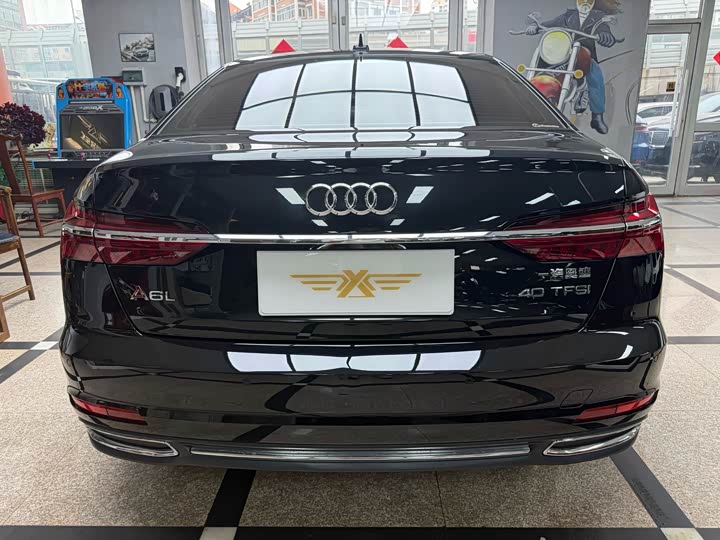 Фото 6 - Audi A6L