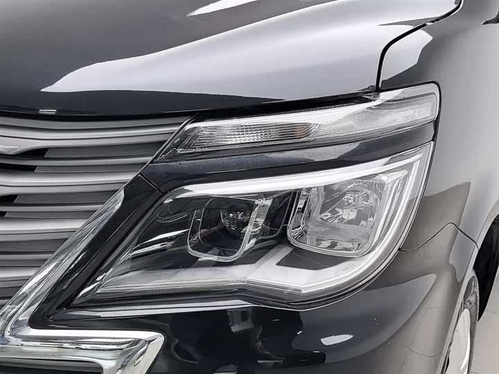 Dongfeng Forthing Lingzhi M5 2023 2023款 M5L 1.6L 基本型 7座