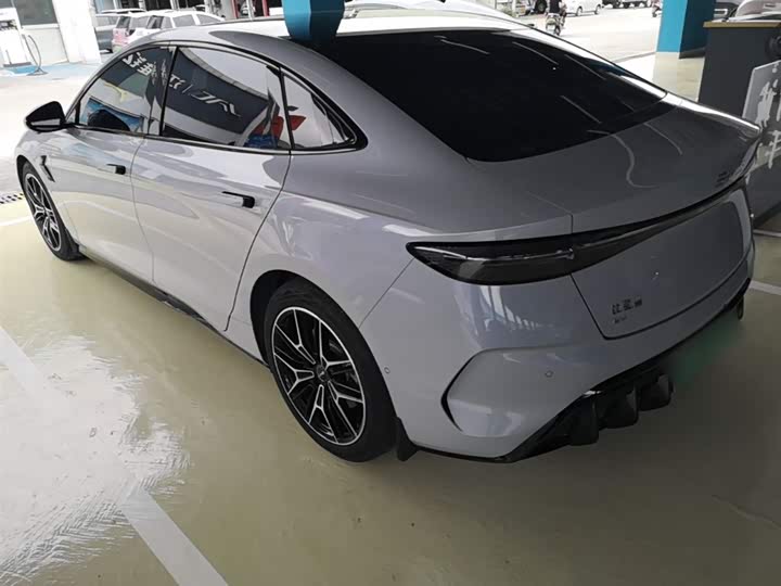 2025 BYD Seal