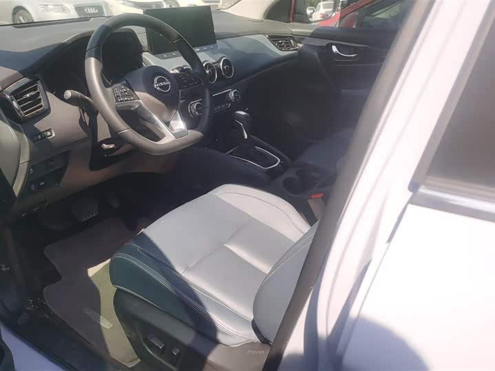 Nissan Qashqai 2025 2025款 荣誉 2.0L CVT XV+领先版
