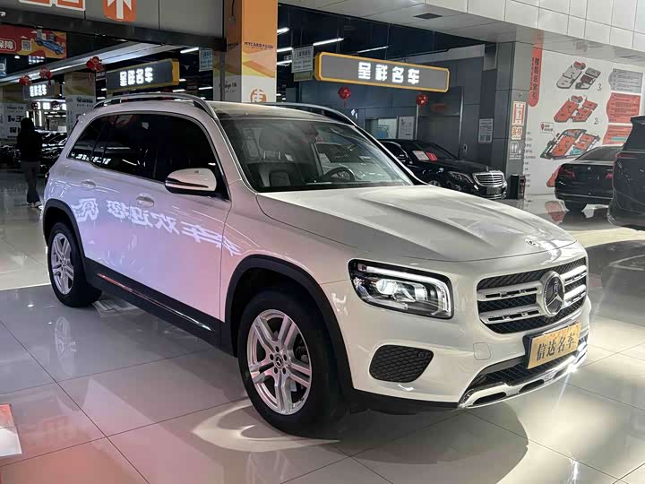 Фото 3 - Mercedes-Benz GLB-Class
