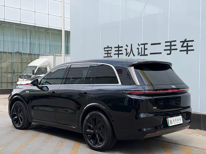 Zdjęcie 8 - LiXiang L8