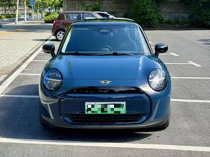 Mini Cooper 2025 2025款 改款 466km COOPER E 经典派