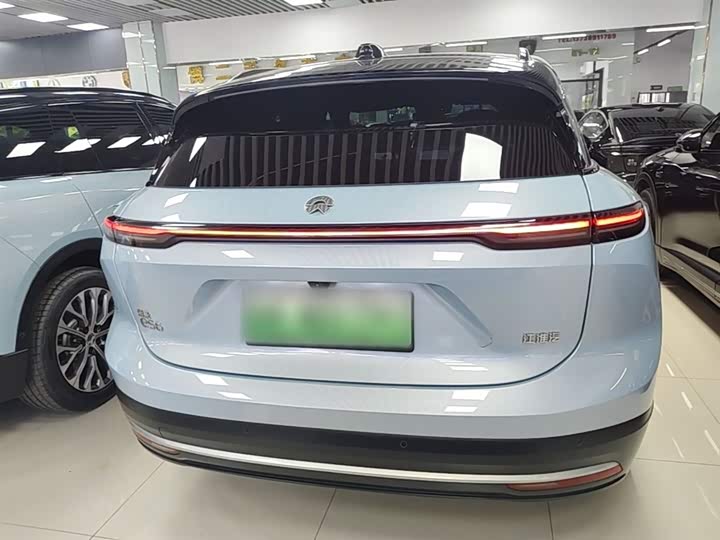 Фото 6 - Nio ES6