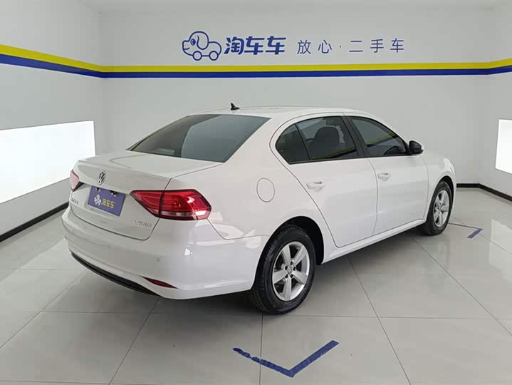 Фото 3 - Volkswagen Lavida