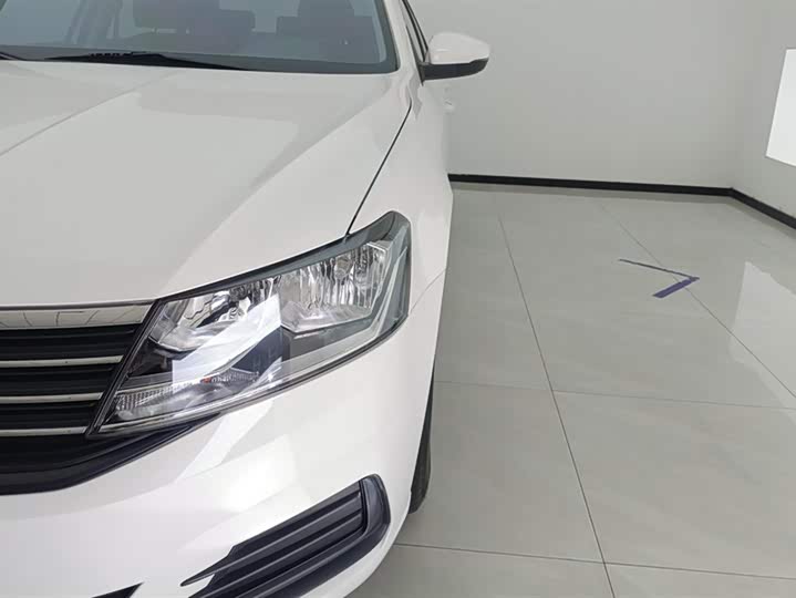Фото 5 - Volkswagen Lavida