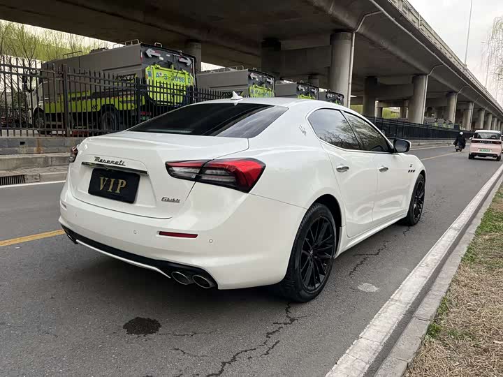 Maserati Ghibli 2022 2022款 2.0T GT锋芒版