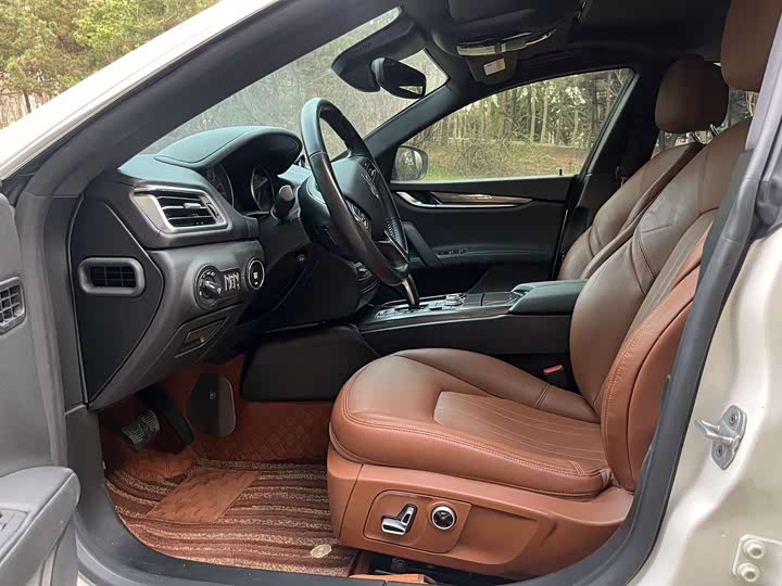 Maserati Ghibli 2022 2022款 2.0T GT锋芒版