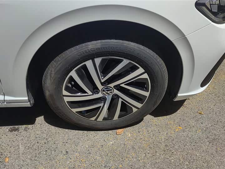 Фото 6 - Volkswagen Lavida