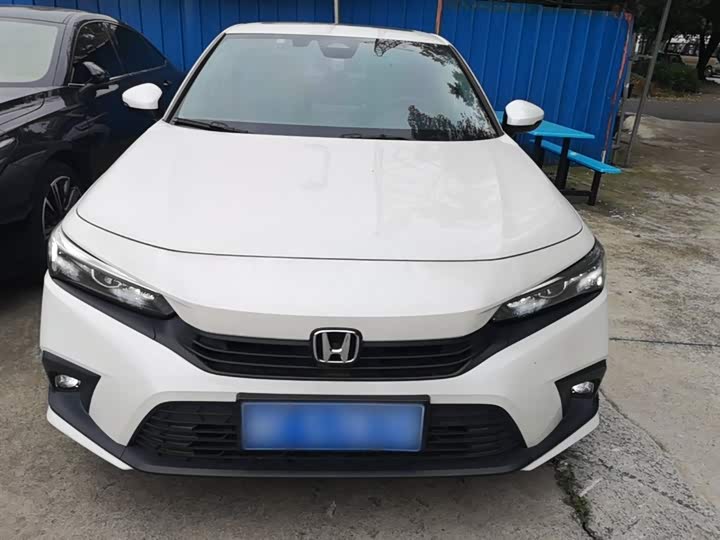 Фото 3 - Honda Civic