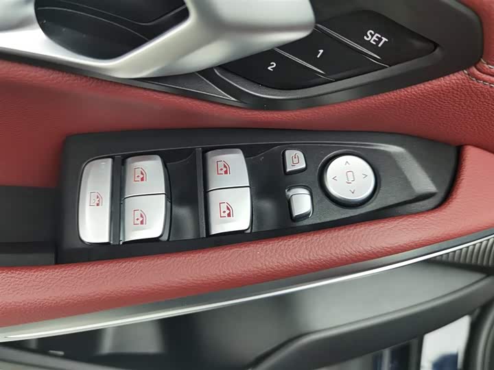 BMW i3 2025 2025款 eDrive 40 L 曜夜套装