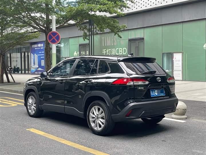 Фото 2 - Toyota Corolla Cross
