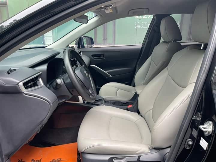 Фото 8 - Toyota Corolla Cross