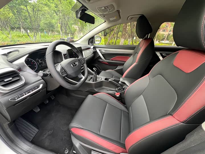 Geely Coolray 2020 2020款 240T 手动箭手