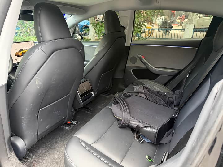 Photo 5 - Tesla Model 3