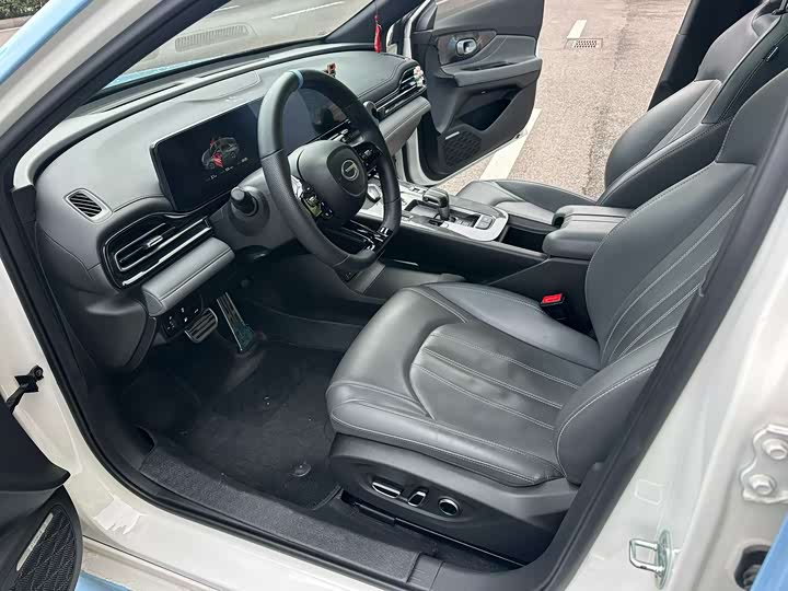 GAC Trumpchi Empow R 2024 2024款 270T DCT 影豹R-Style版