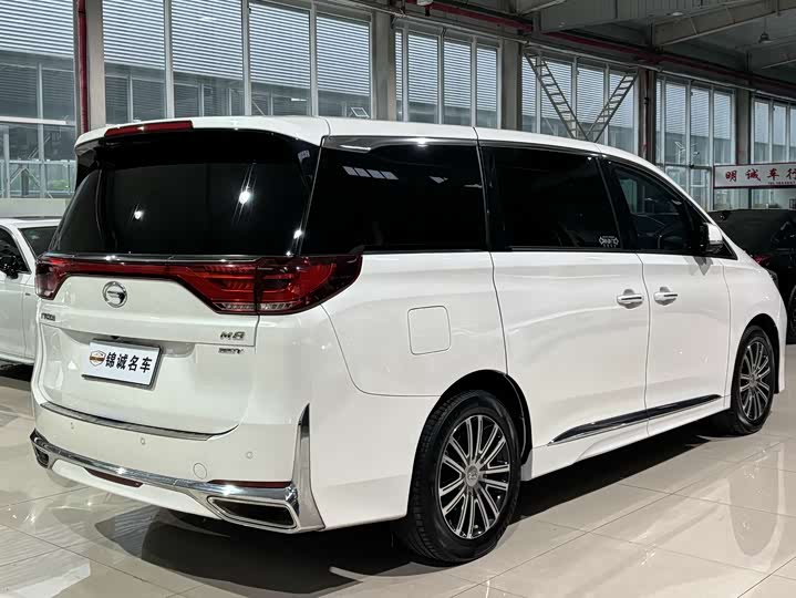 Фото 4 - GAC Trumpchi M8