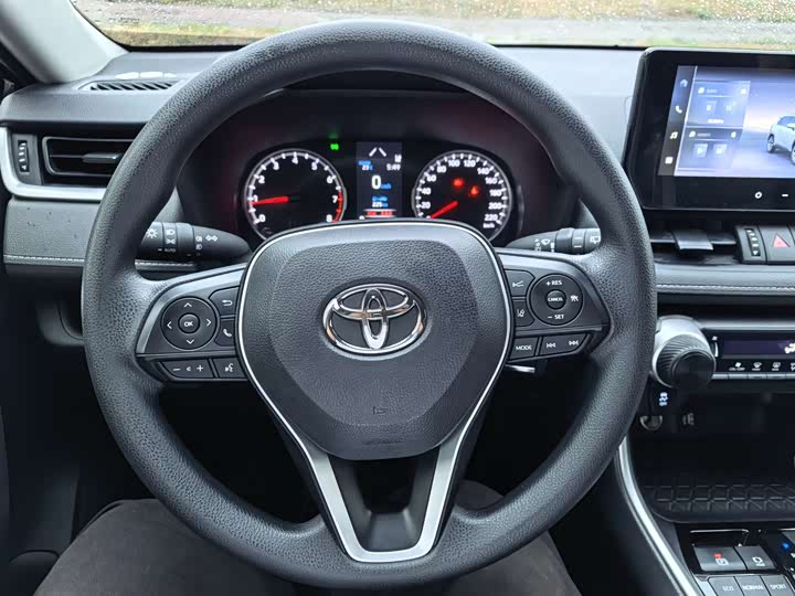 Toyota RAV4 2024 2024款 2.0L CVT两驱都市版