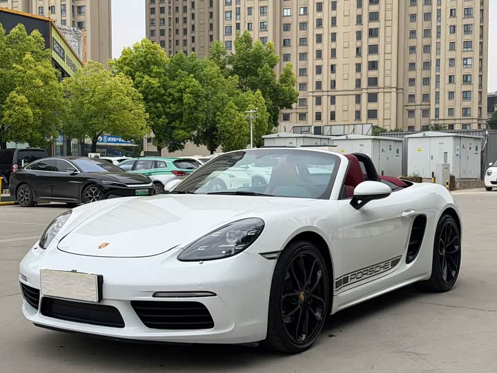 2023 Porsche 718