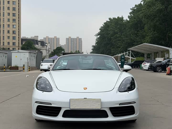 2023 Porsche 718