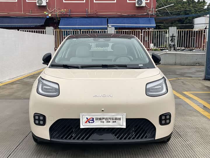 Фото 2 - GAC Aion UT