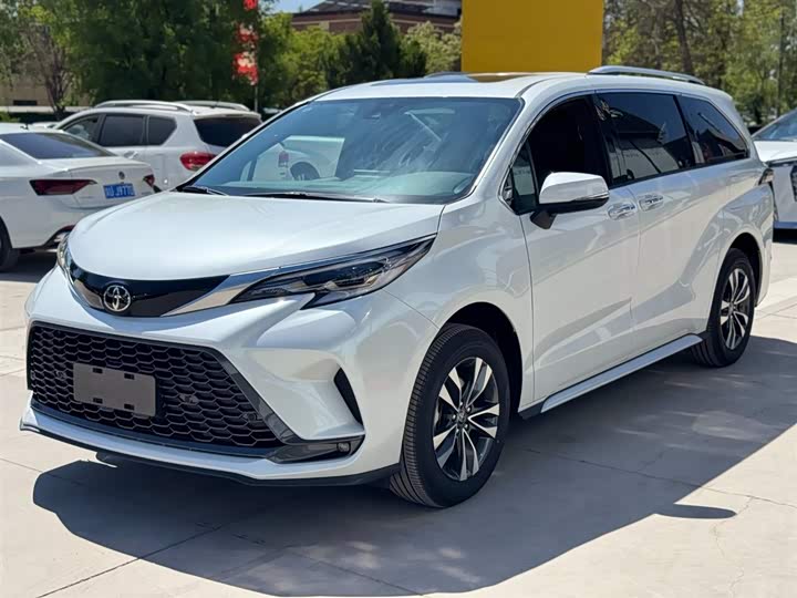 2026 Toyota Granvia