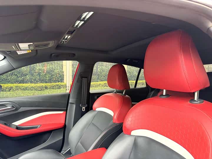 Фото 7 - MG Motor 5