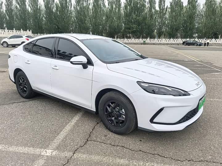 BYD Seal 05 DM-i Hybrid 2025 2025款 DM-i 智驾版 55KM豪华型