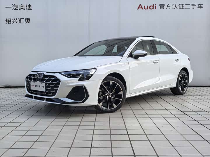 Audi A3 2026 2026款 A3L Limousine 35TFSI 飞驰尊享型