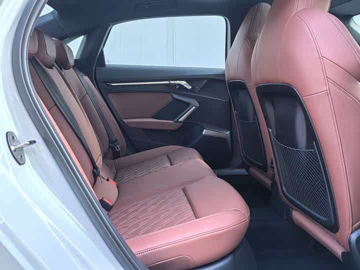 Audi A3 2026 2026款 A3L Limousine 35TFSI 飞驰尊享型