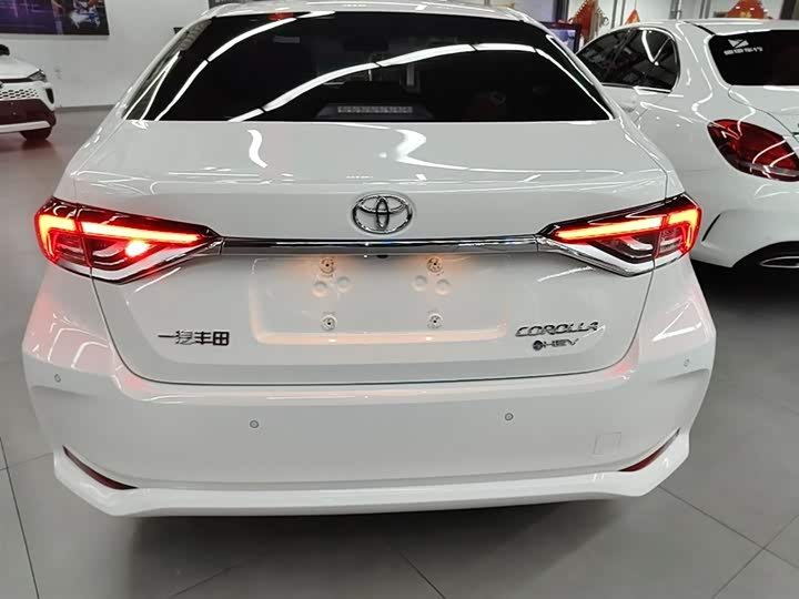 Toyota Corolla 2024 2024款 1.8L 智能电混双擎 精英版