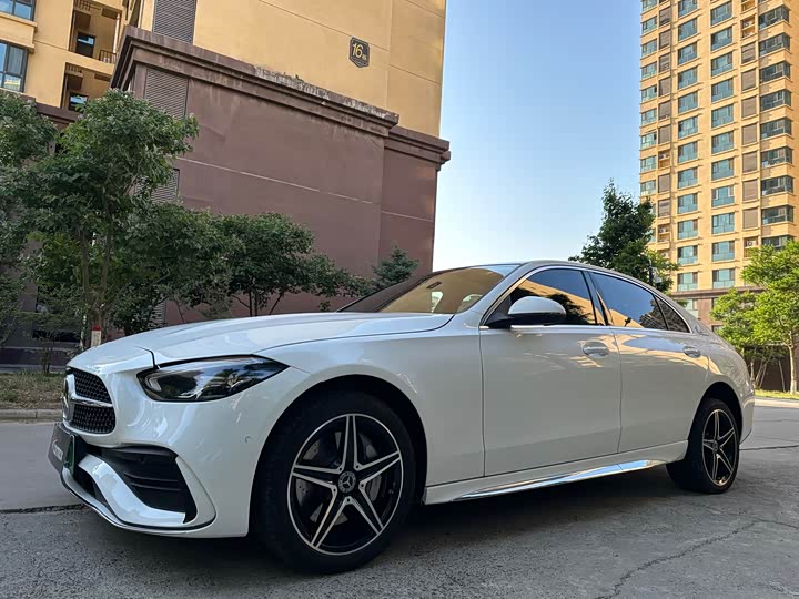 Фото 1 - Mercedes-Benz C-Class Hybrid