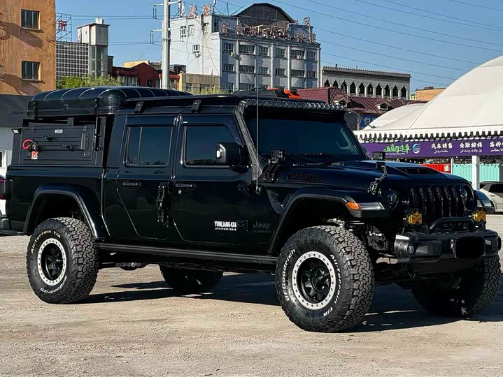 Jeep Gladiator 2022 2022款 3.6L 先行版