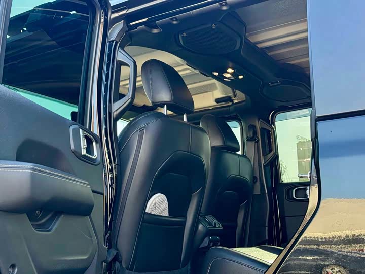 Jeep Gladiator 2022 2022款 3.6L 先行版