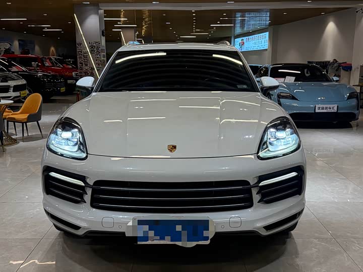 Фото 2 - Porsche Cayenne