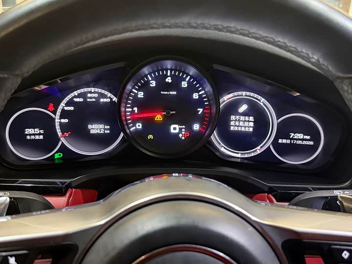 Фото 8 - Porsche Cayenne