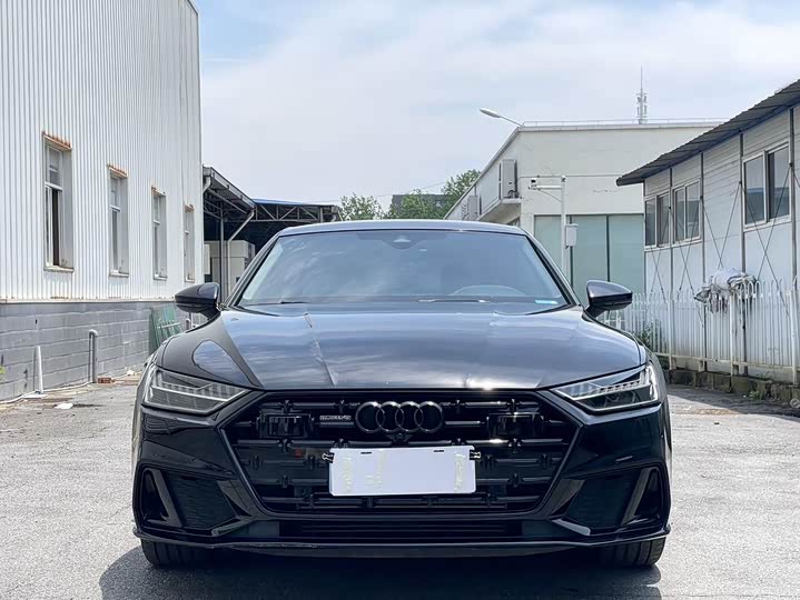 2025 Audi A7L