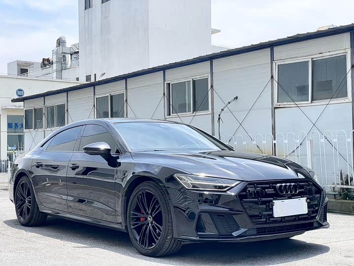 2025 Audi A7L
