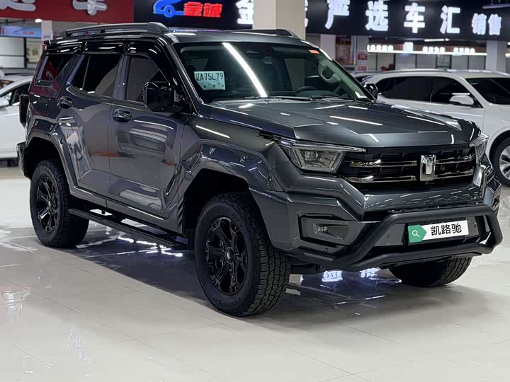 Фото 3 - Tank 400 Hybrid