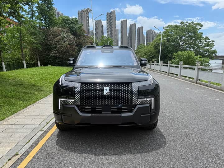 BYD Yangwang U8 2025 2025款 鼎世版