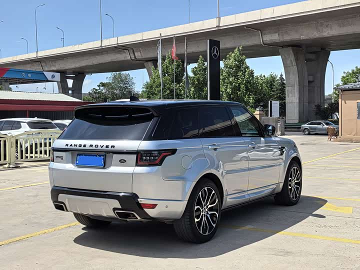 Photo 4 - Land Rover Range Rover Sport