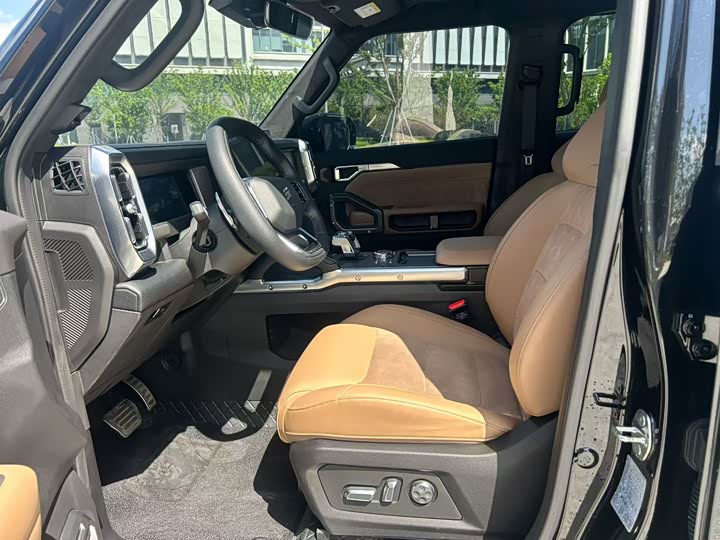 Jetour T2 2025 2025款 2.0TD DCT XWD穿越+