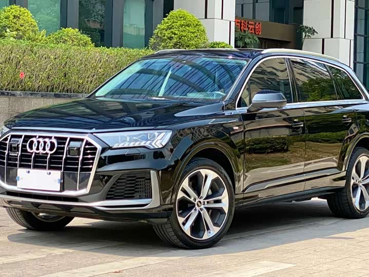 Audi Q7 2021 2021款 55 TFSI quattro S line尊贵型
