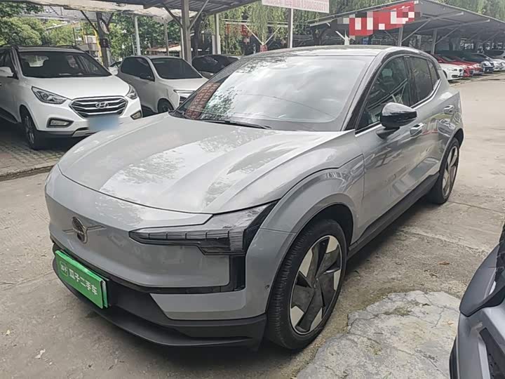 Volvo EX30 2025 2025款 后驱长续航版 Ultra