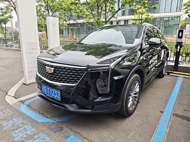 Cadillac XT4 2024 2024款 28T 两驱豪华型