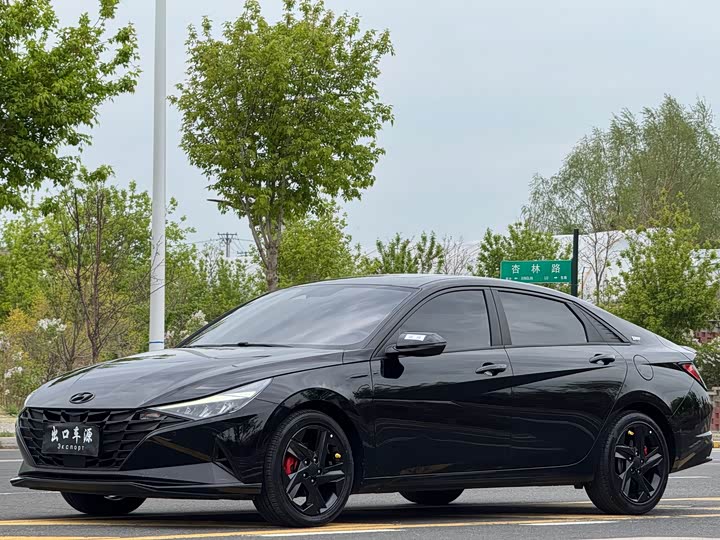 Фото 1 - Hyundai Elantra N line