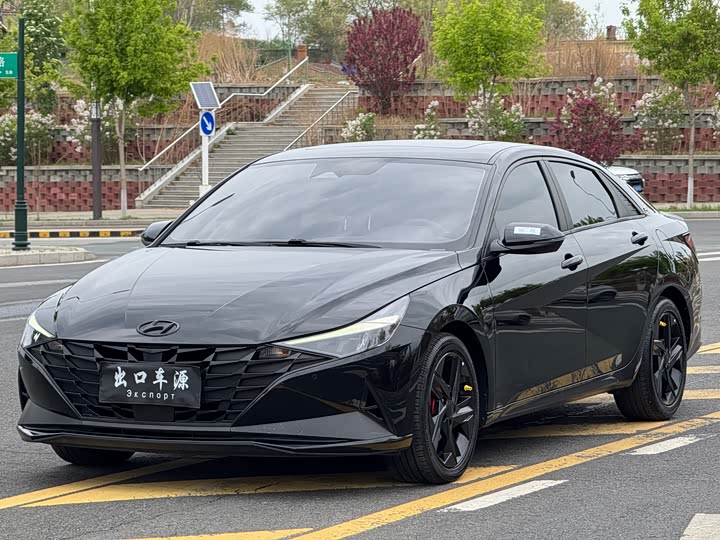 Фото 2 - Hyundai Elantra N line