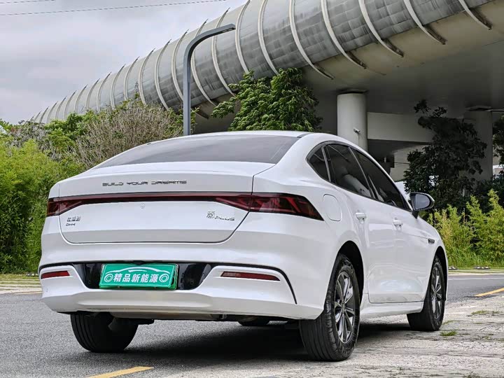 Фото 6 - BYD Qin Plus